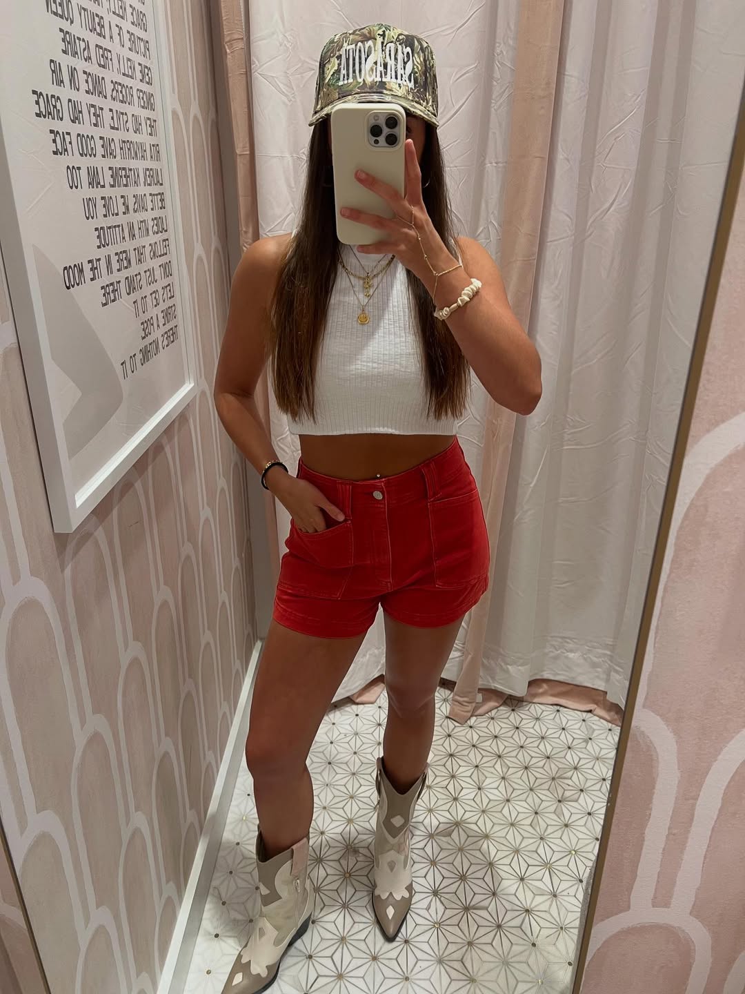Instagram MALIBUFOX