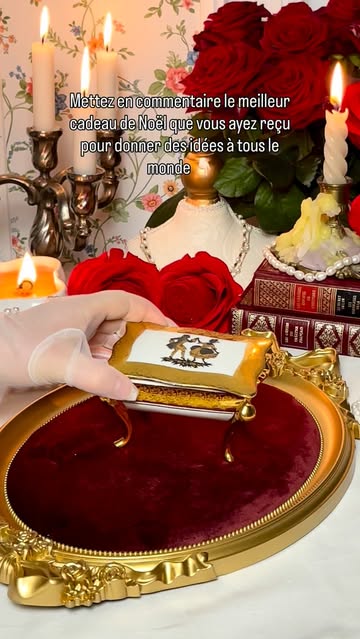 Instagram antiqueparis_