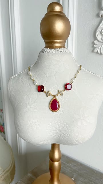 Instagram antiqueparis_