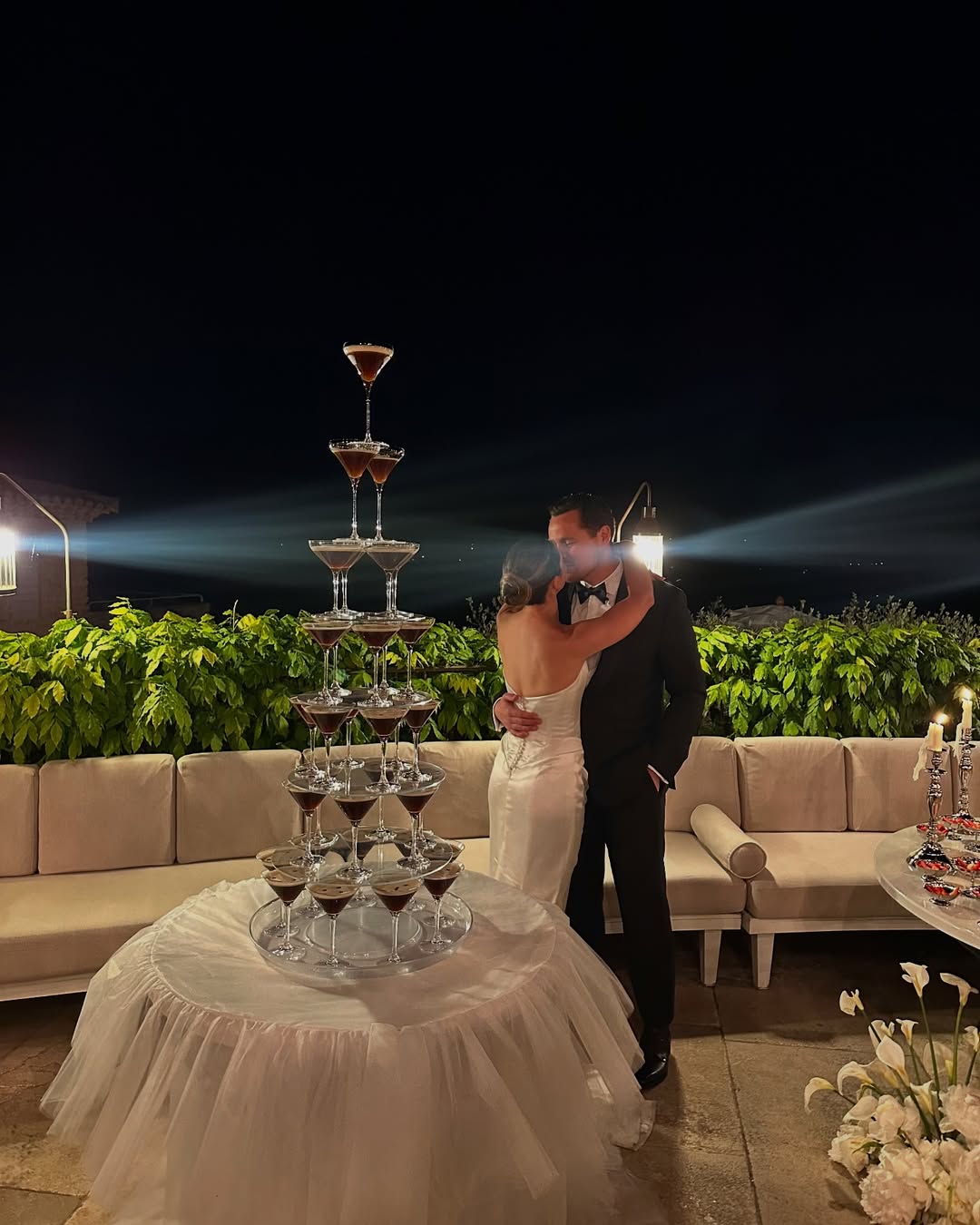 chandeliersandtulips
