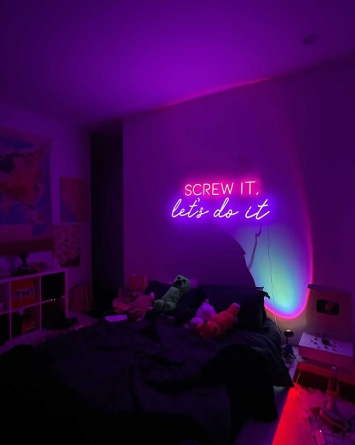 Instagram glowhub.co