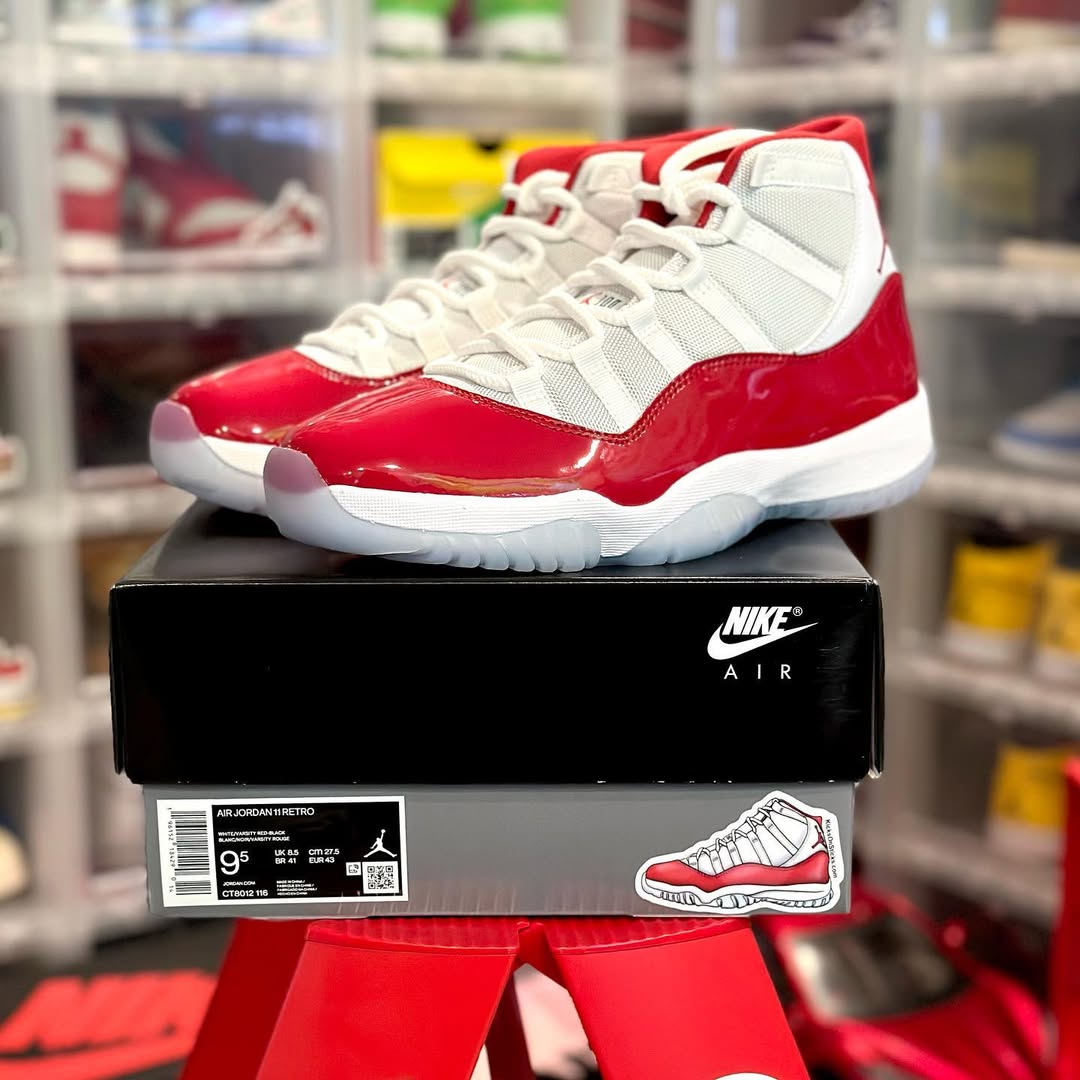 kicksonsticks