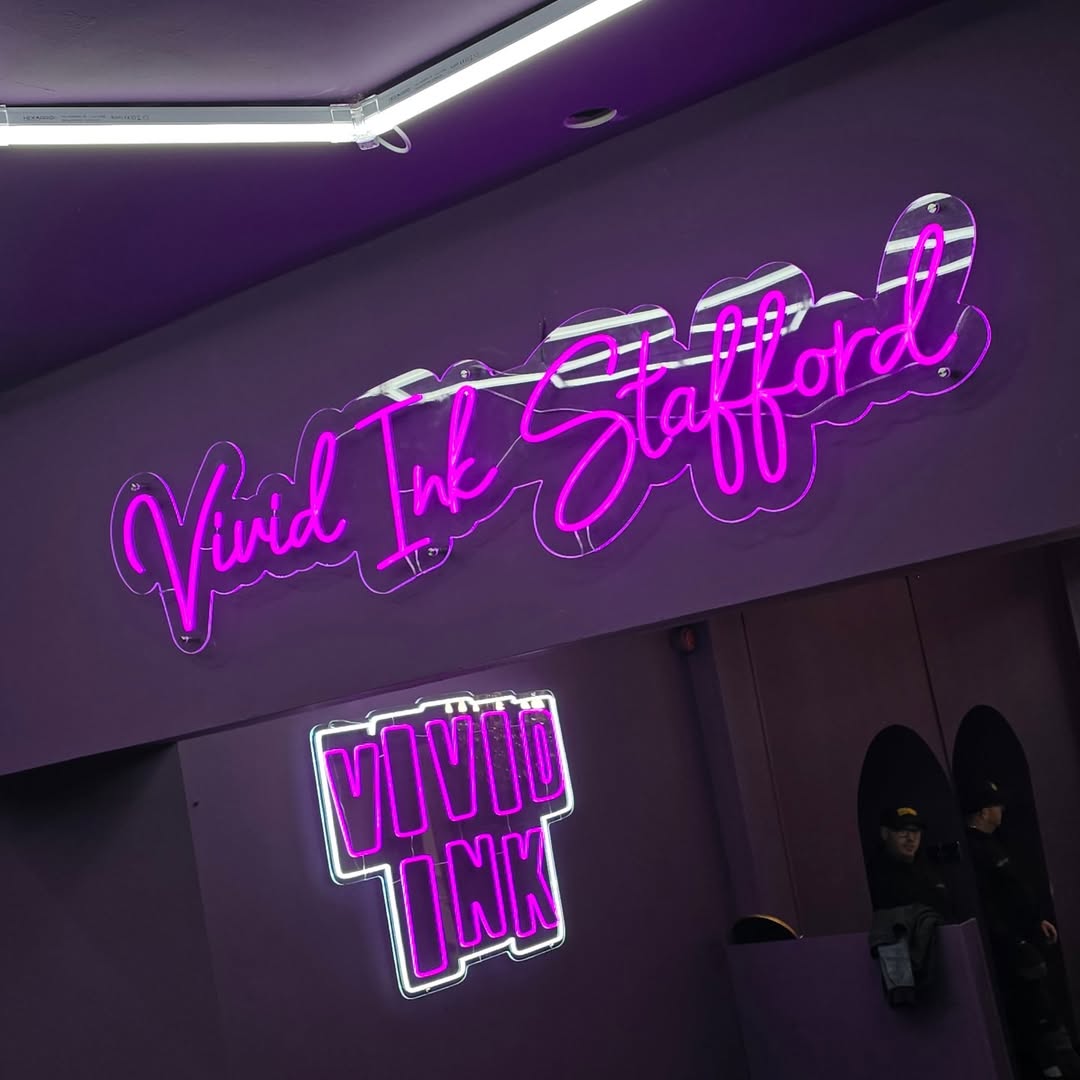 Instagram missionneonsigns
