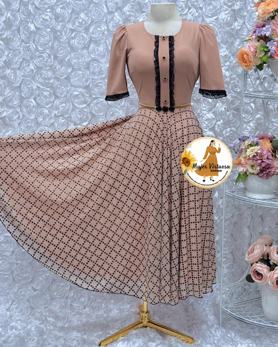 Instagram mujer_virtuosaboutique