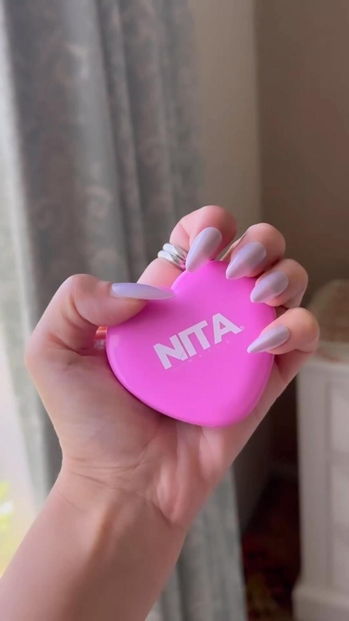 Instagram nitanails.com.au