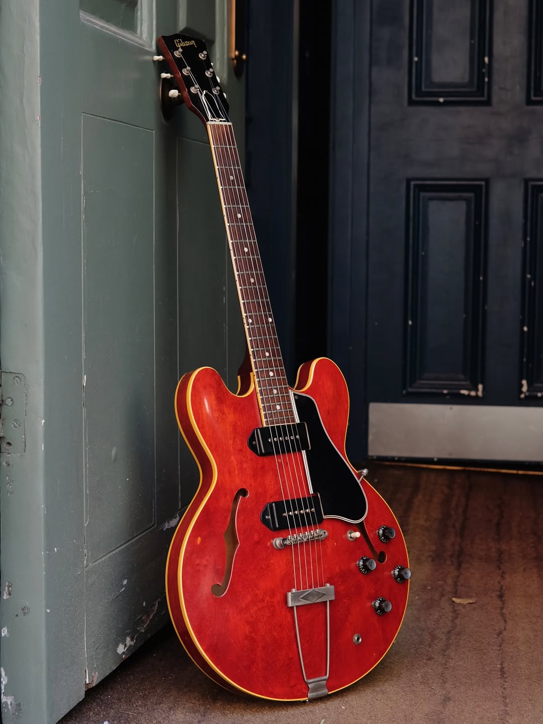 1981 Inventions DRV - Black 3 Colour – No.Tom Guitars