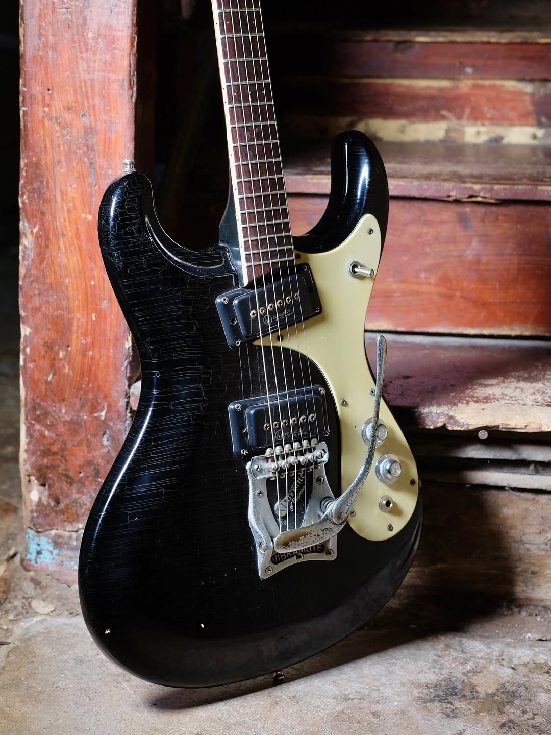 ZVEX '59 Sound Vertical | No.Tom Guitars London