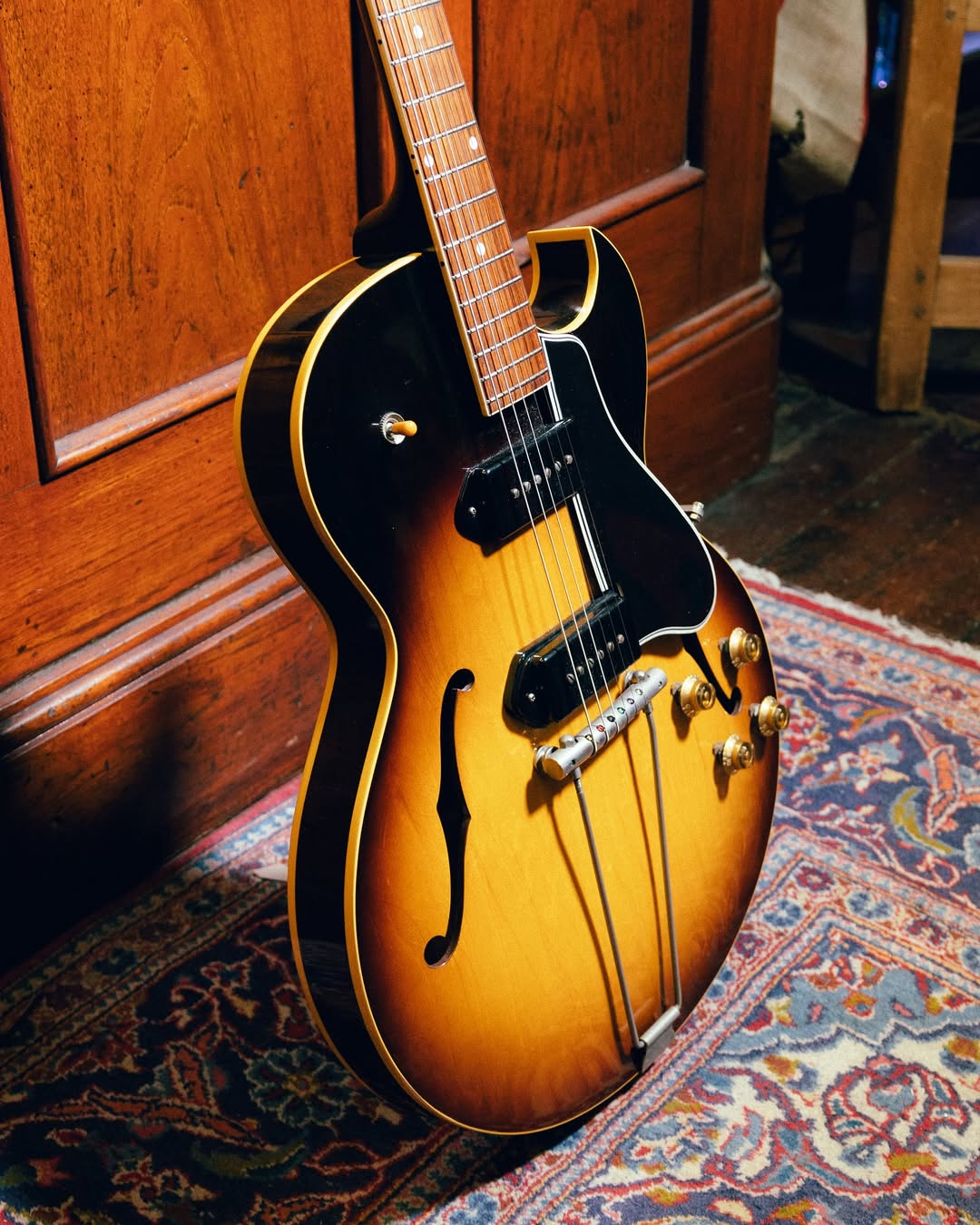 1981 Inventions DRV - Black 3 Colour – No.Tom Guitars