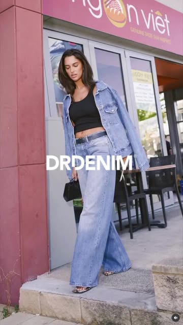 Instagram onepalmstudio