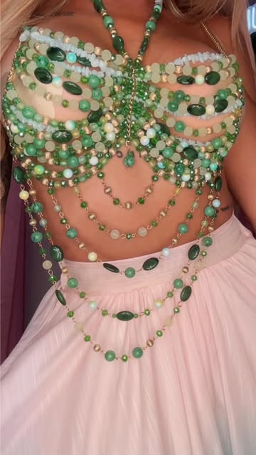 paradise_outfits2019