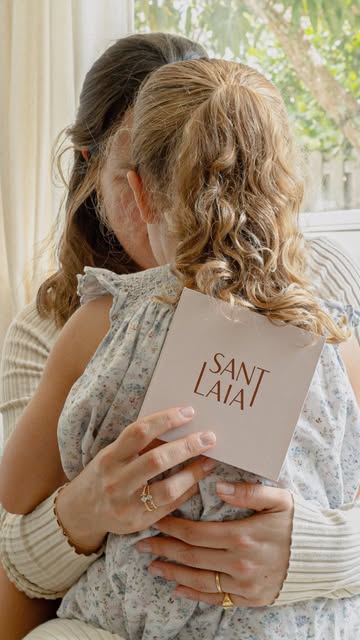 Instagram santlaia_