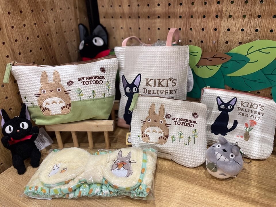 デコパージュꔛ‬ꕤインテリア雑貨♡カーペットローラー♡リバーシブル♡鈴蘭リメイク デコパージュꔛꕤインテリア雑貨♡カーペットローラー