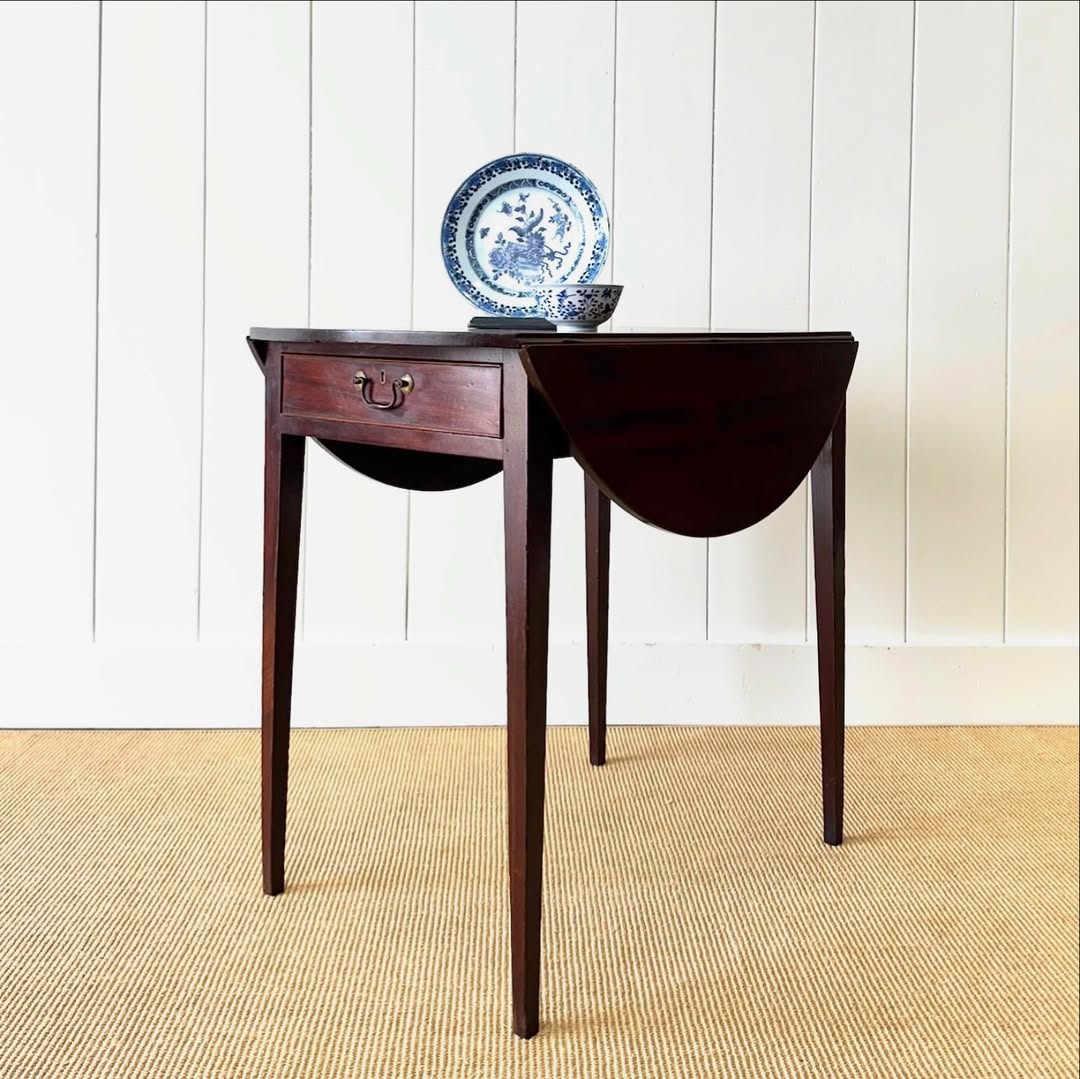 Instagram the_parsons_nose_antiques