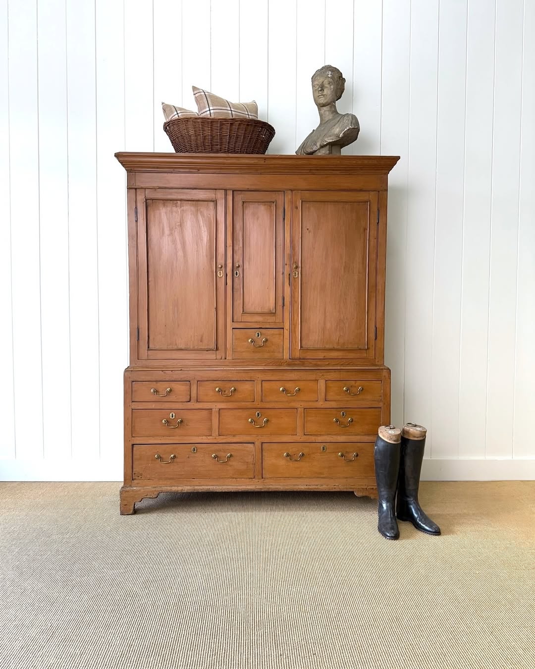 Instagram the_parsons_nose_antiques