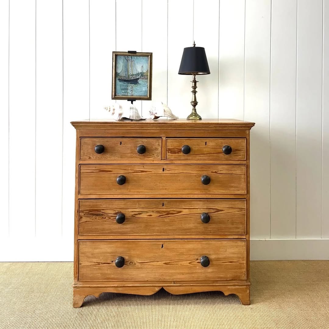 Instagram the_parsons_nose_antiques
