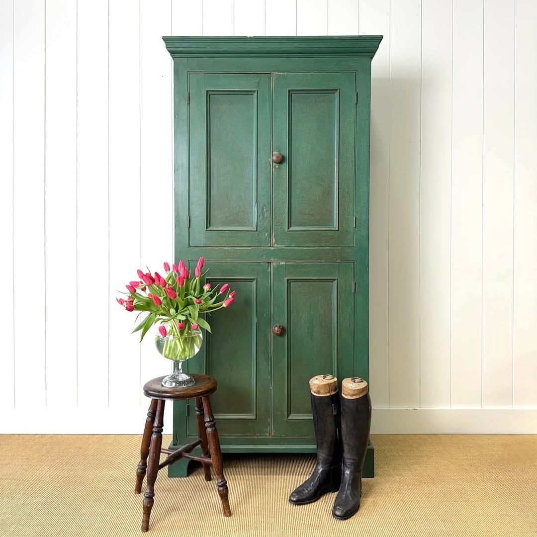 Instagram the_parsons_nose_antiques