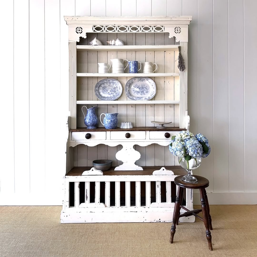 Instagram the_parsons_nose_antiques