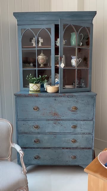 Instagram the_parsons_nose_antiques