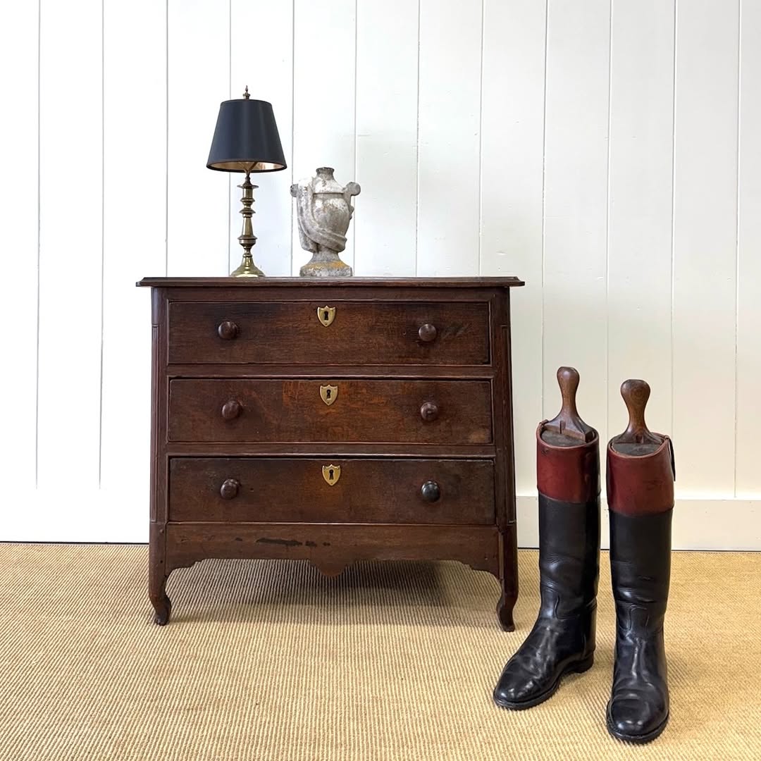 Instagram the_parsons_nose_antiques