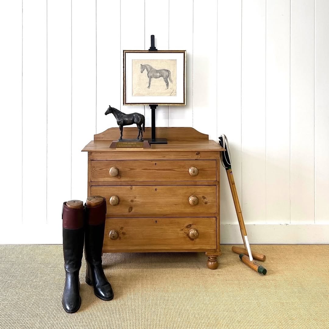 Instagram the_parsons_nose_antiques