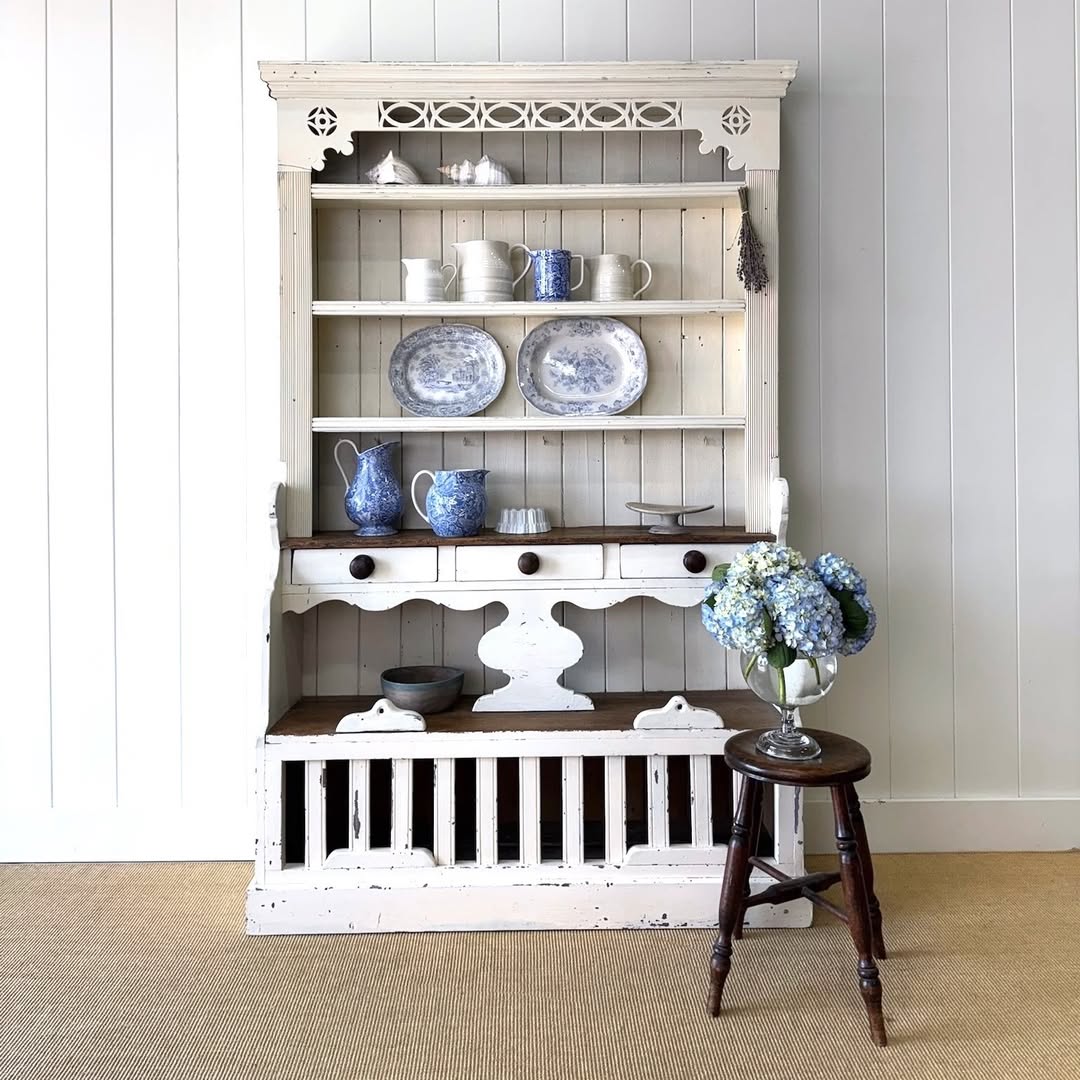 Instagram the_parsons_nose_antiques