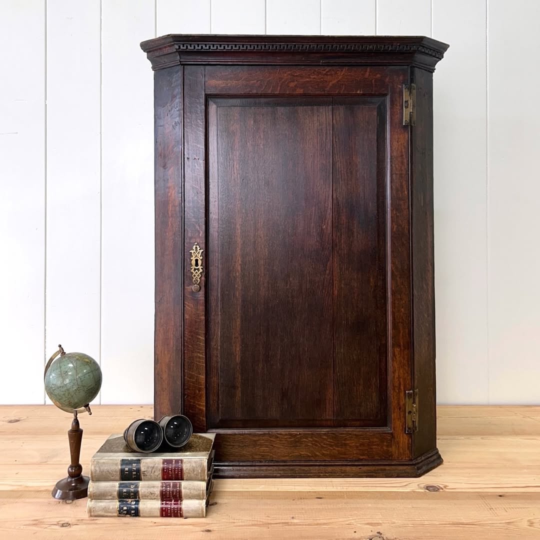 Instagram the_parsons_nose_antiques