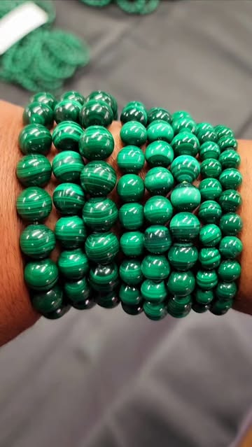 worldwide.gems.minerals.beads